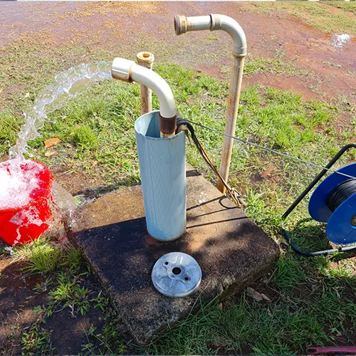 Teste de bombeamento em um poço recém-perfurado